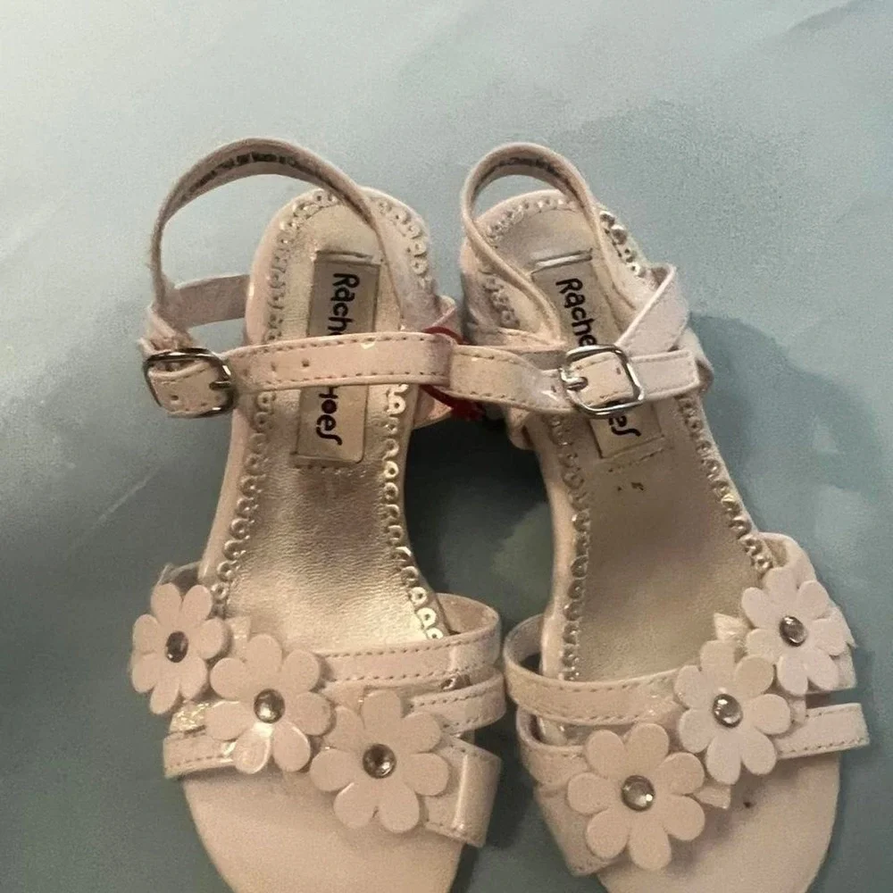 Rachel Shoes Girls Toddler size 9 Excellent Condition Floral Embellishments